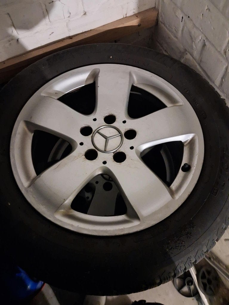 Mercedes velgen met winterbanden, Ophalen, Velg(en), 16 inch, Winterbanden