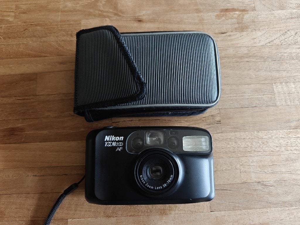 Nikon AF200 zoom analoge camera, TV, Hi-fi & Vidéo, Enlèvement ou Envoi, Utilisé, Compact, Nikon