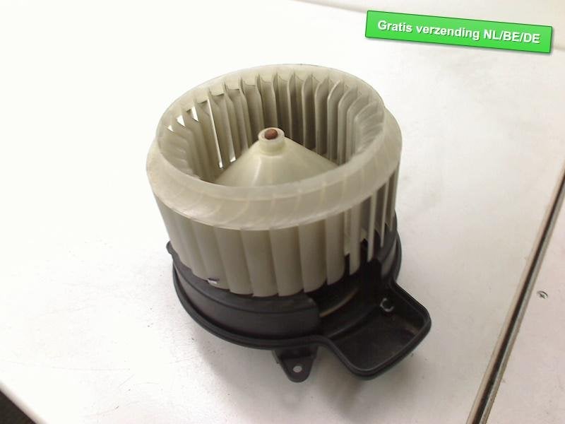 RADIATEUR MOTEUR Audi A8 (D4) (01-2009/01-2018) (4H1820021A), Auto-Union-Straße  1,
85057  Ingolstadt, DE, Info@audi.de, Audi