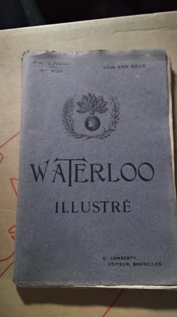 Militaria waterloo, Enlèvement ou Envoi, Armée de terre, Livre ou Revue