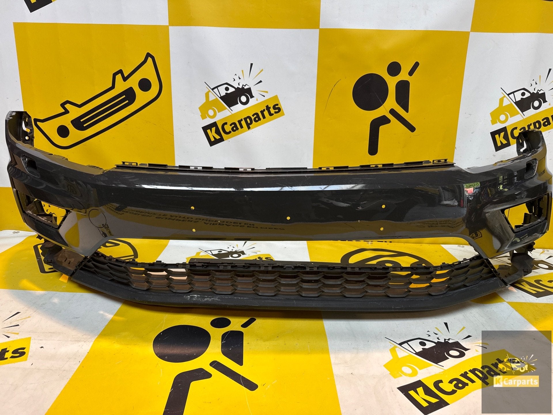 Voorbumper Volkswagen Tiguan 5na KLS 5NA807221 bumper, Info@fabrikant.eu, Bumper, Fabrikant BV, Gebruikt