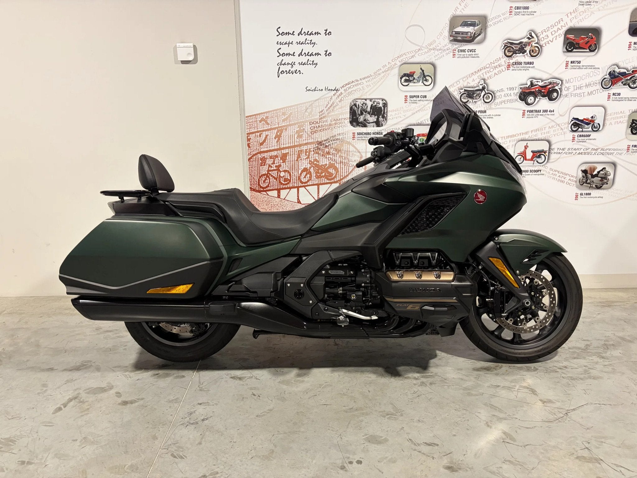 Honda GL 1800 Goldwing DCT bagger mer Remus uitlaten, Motos, Tourisme, Entreprise, Plus de 35 kW, 1800 cm³