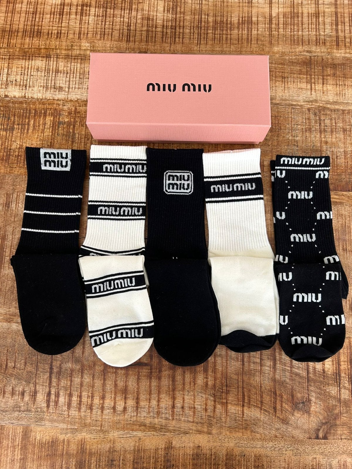 Miu Miu Sokken, Kleding | Dames, Sokken en Kousen, Sokken en Kniesokken, Wit, Maat 35 t/m 38, Nieuw