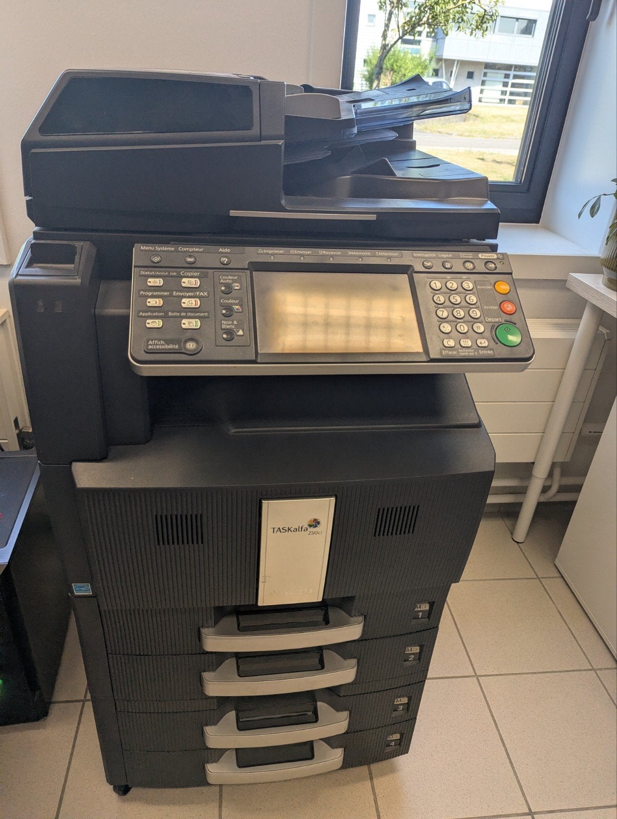 Imprimante laser professionnelle couleur A3, Informatique & Logiciels, Imprimantes, Enlèvement, Impression couleur, Imprimante laser