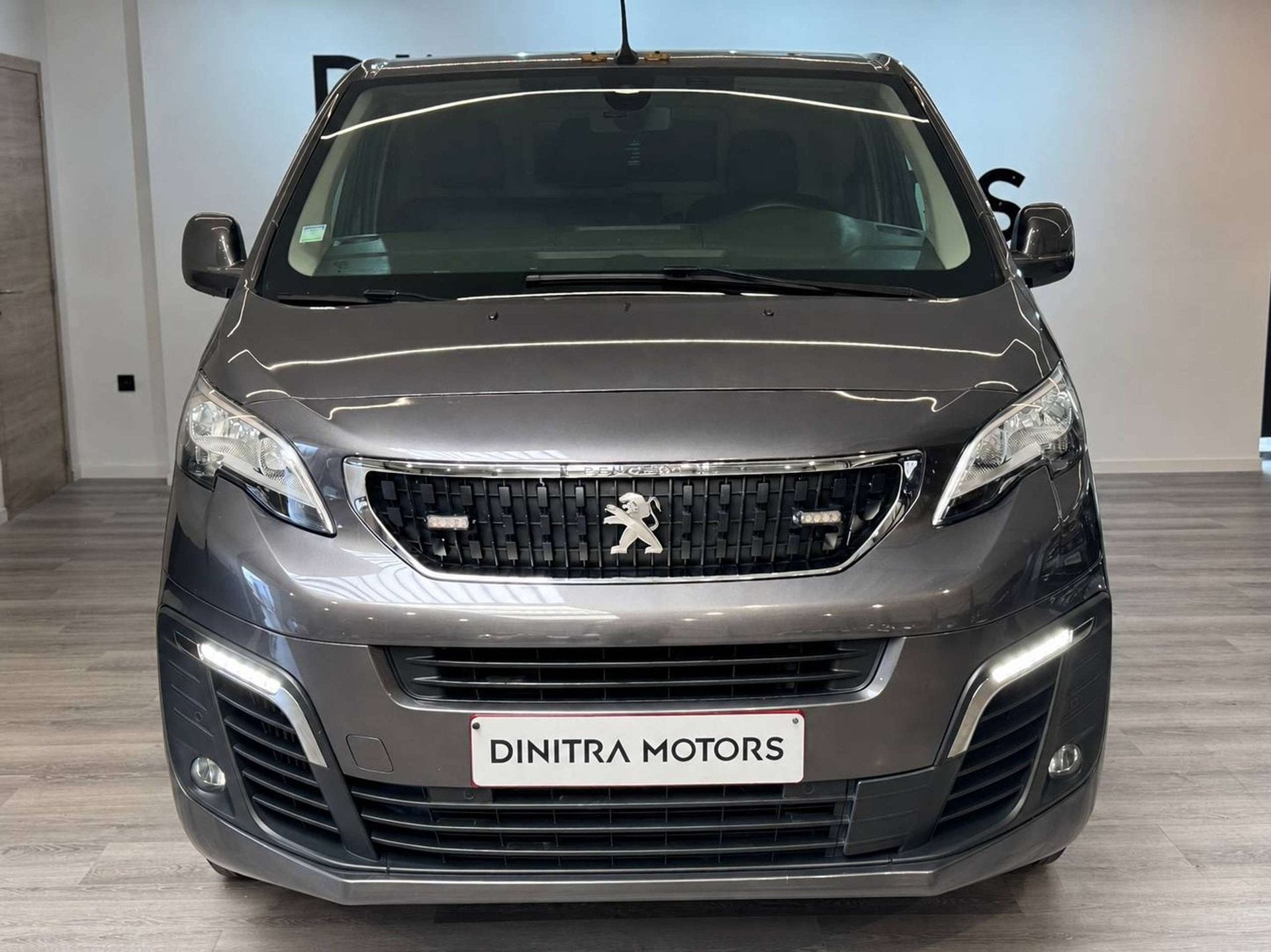 Peugeot Expert 2.0 BlueHDi L2 Asphalt - Carplay/Navi/Cruise, Auto's, Peugeot, Automaat, Stof, Gebruikt, 4 cilinders