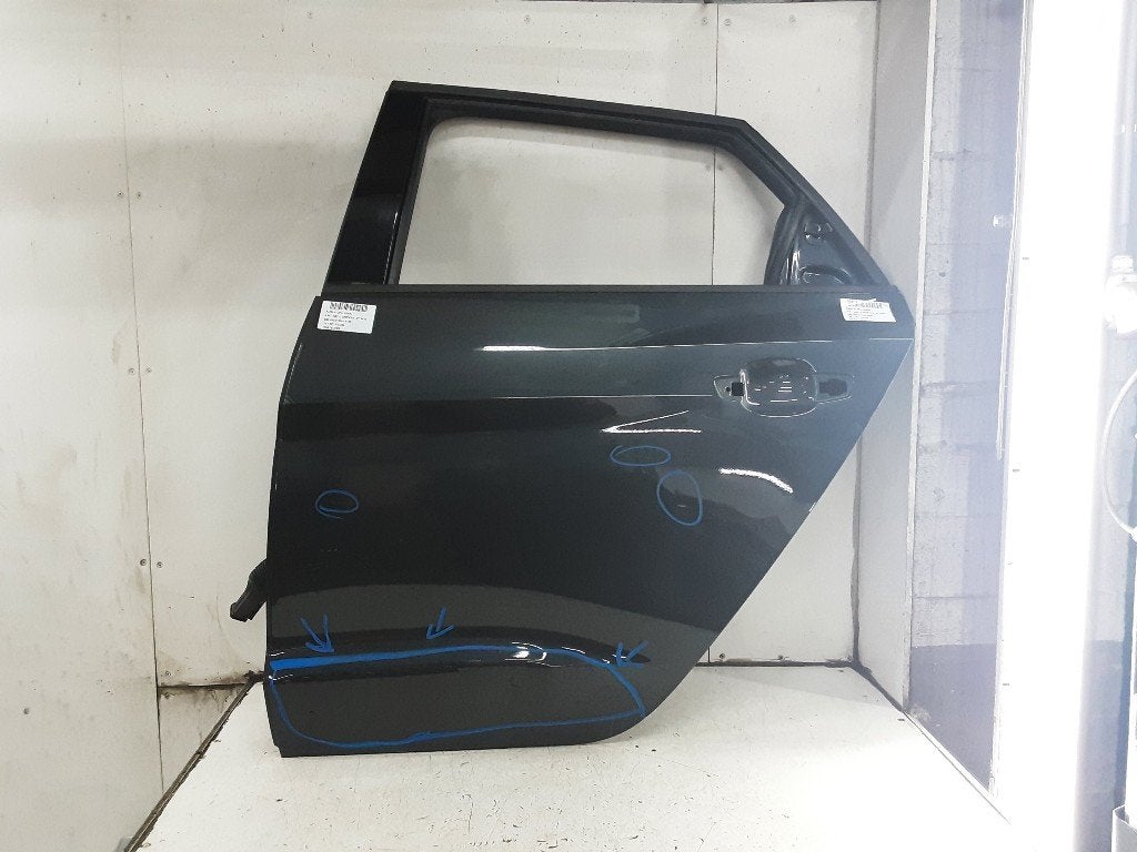 PORTIER LINKS ACHTER Audi A1 Sportback (GBA) (01-2018/-), Gebruikt, Deur, Mevr. I. Hauben, Audi