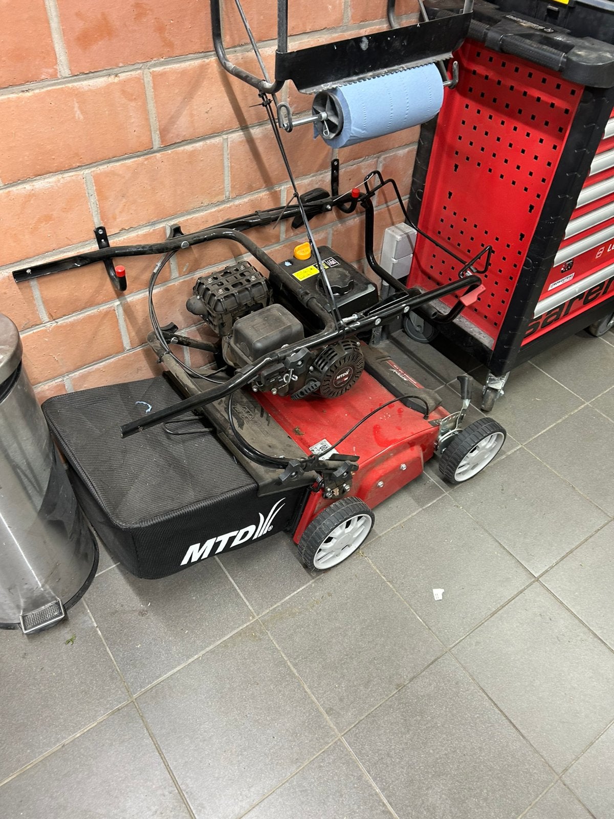MTD Optima 35 VO Verticuteermachine, Tuin en Terras, Ophalen, Zo goed als nieuw