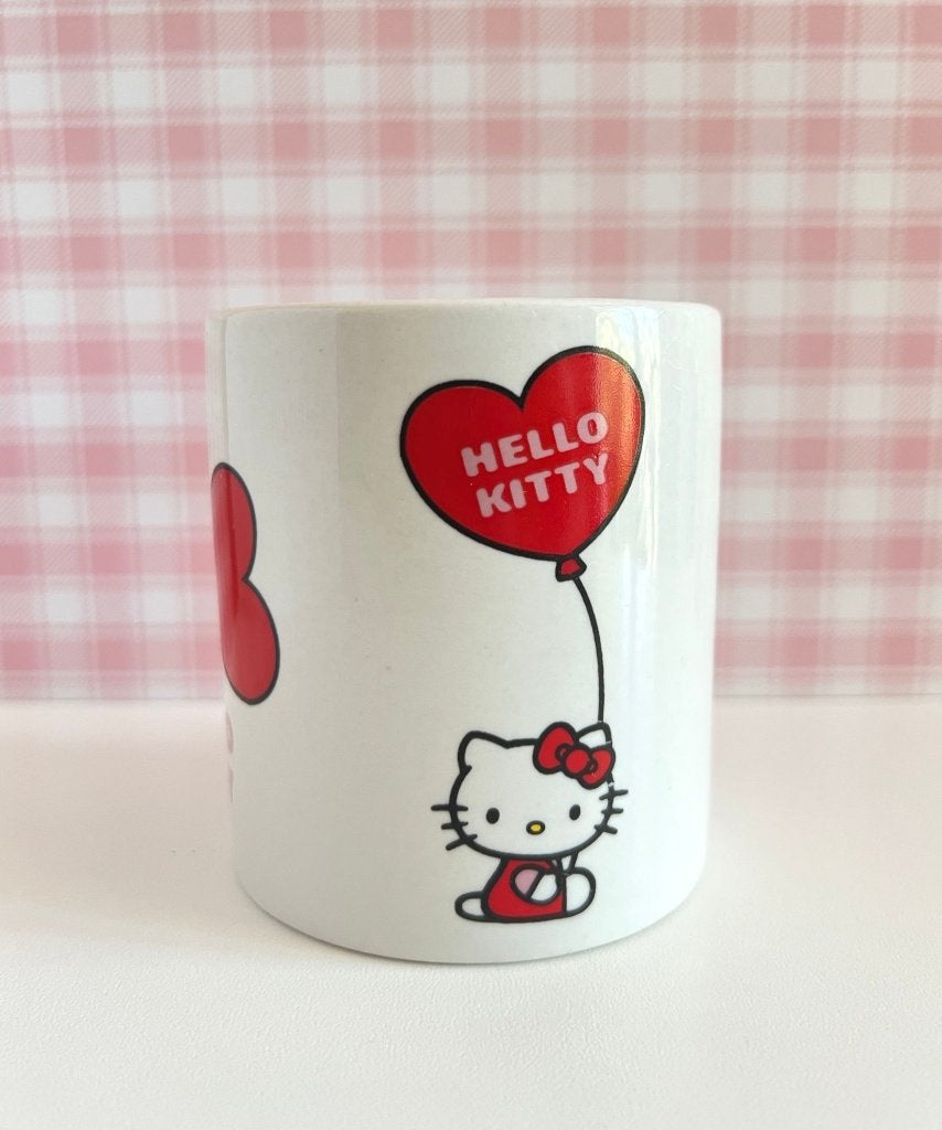 Tasse Hello Kitty avec ballons cœur - Sanrio 2011, Gebruikt, Overige merken, Aucun, Keramiek