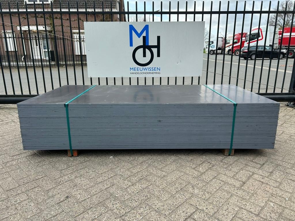 Betonplex 2500x1250x18MM eenmalig gebruikt, Ophalen, Minder dan 25 mm, Overige typen, Zo goed als nieuw