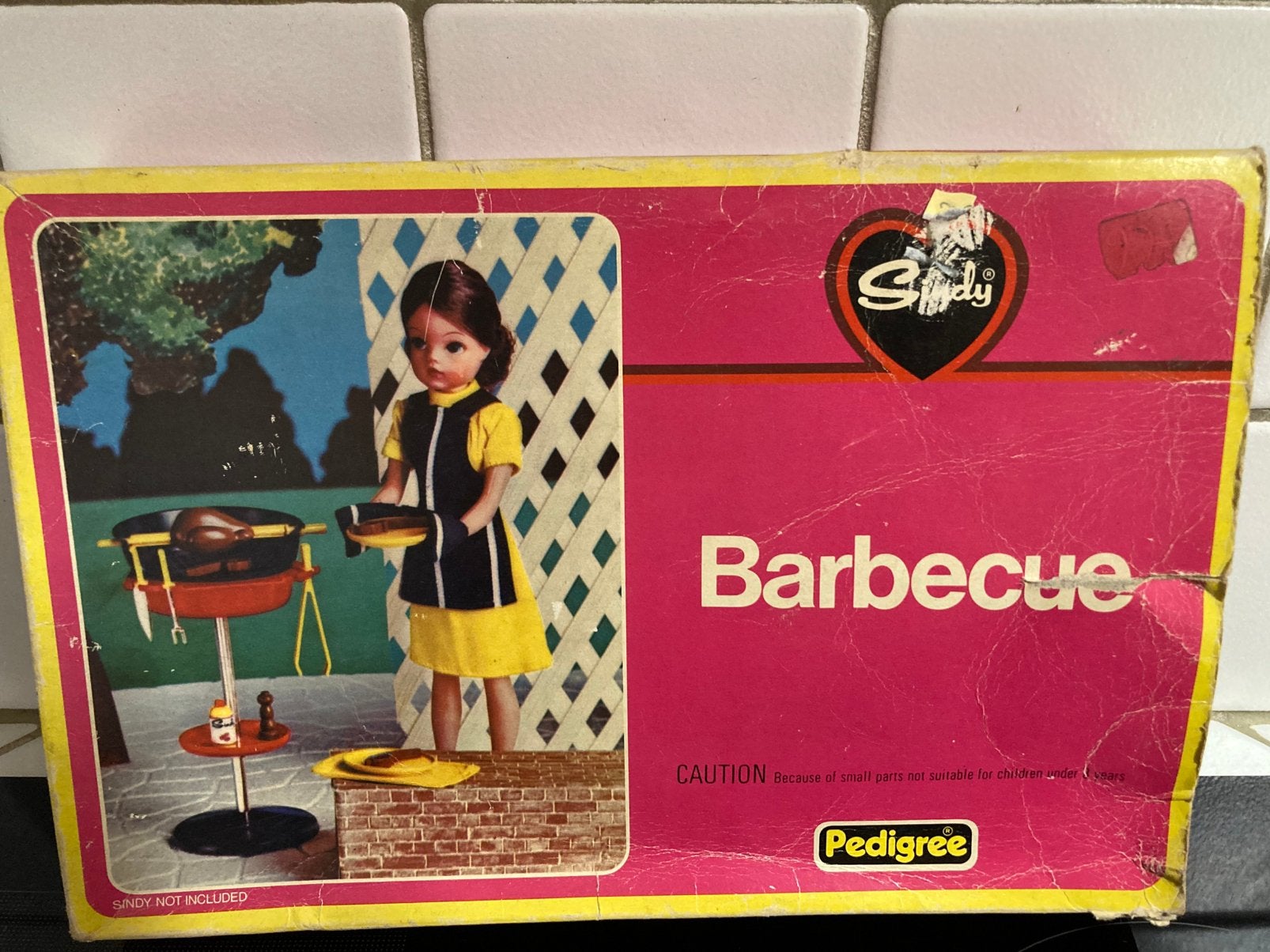 Vintage Sindy Barbecue Pedigree, Antiquités & Art, Antiquités | Jouets, Enlèvement ou Envoi
