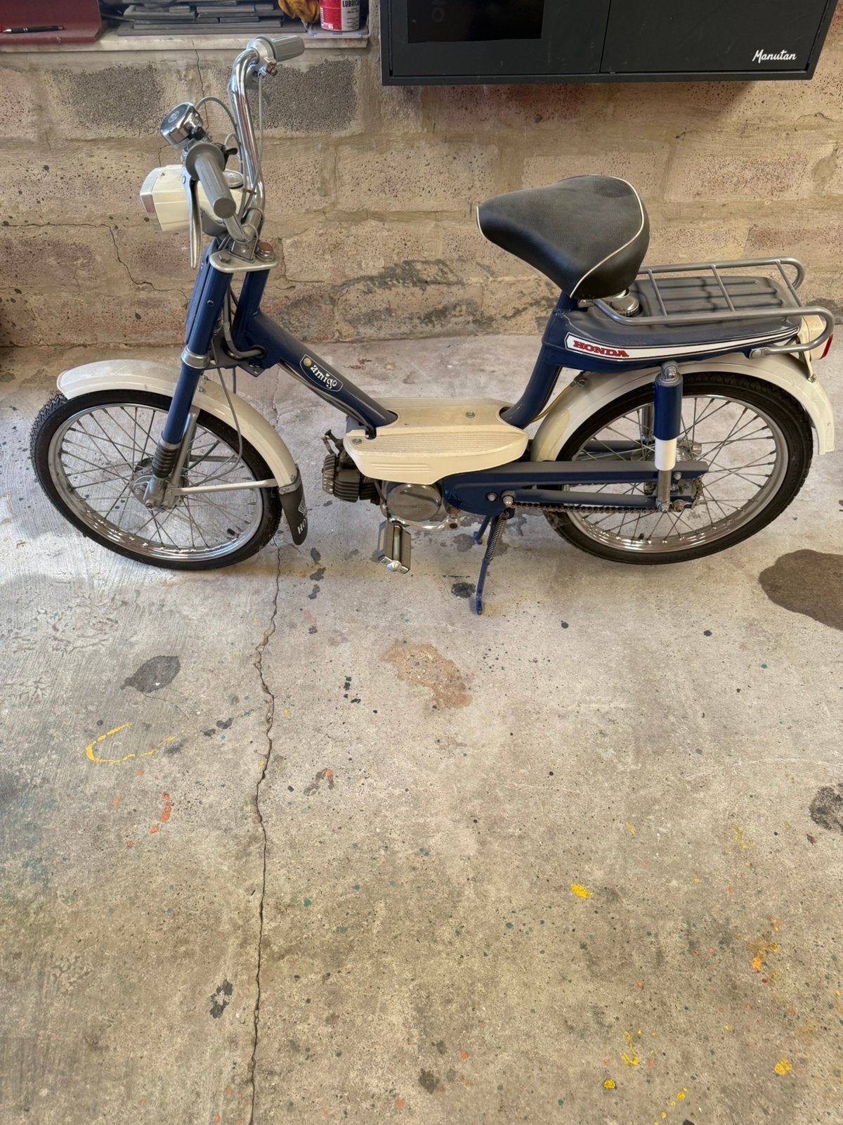 HONDA AMIGO, Enlèvement