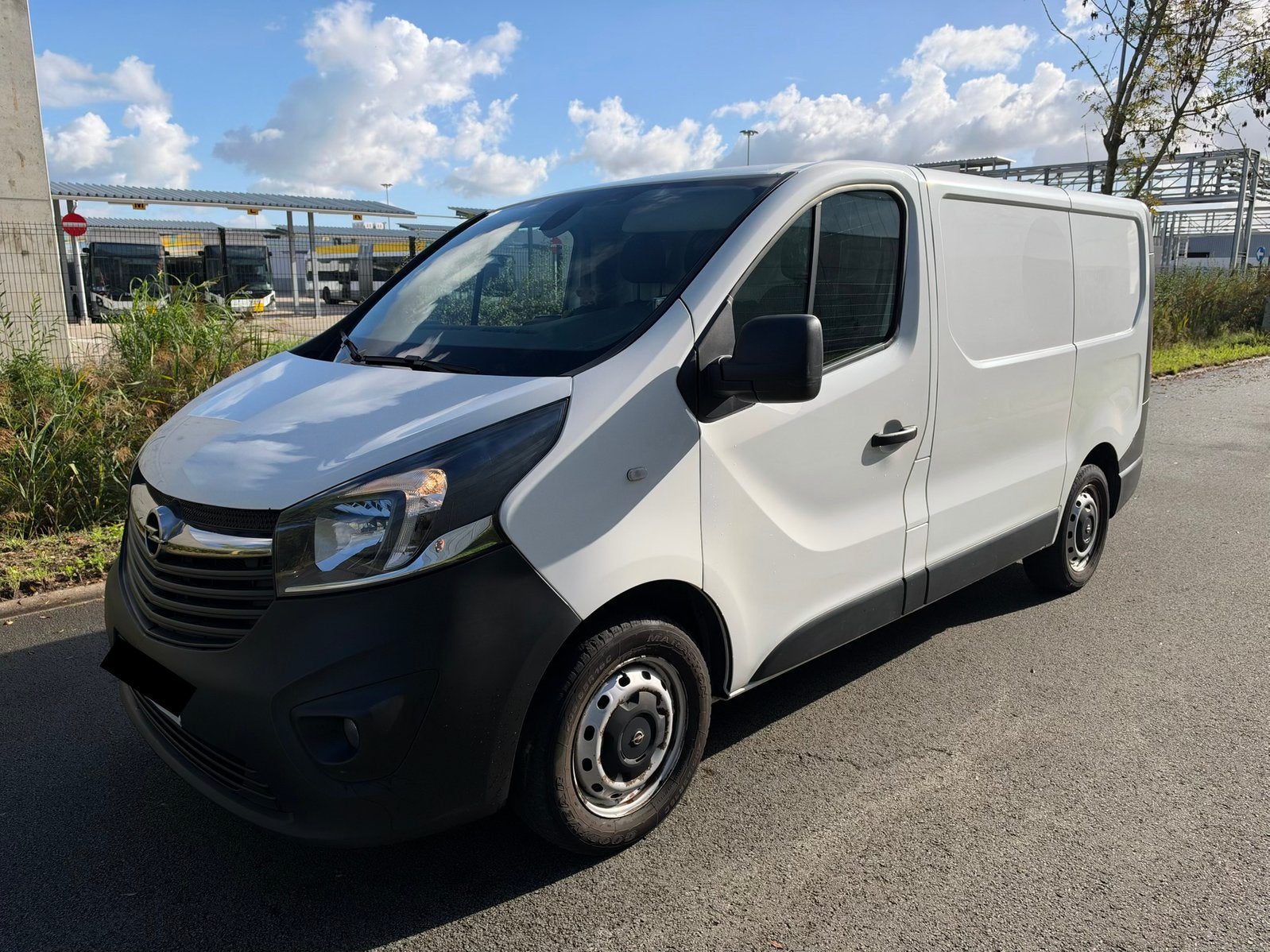 Opel Vivaro|1.6Diesel|Lichtevracht|3Zit|Garantie+Keuring, https://public.car-pass.be/vhr/99d35c4a-b64e-440c-9a83-9d54fd426307