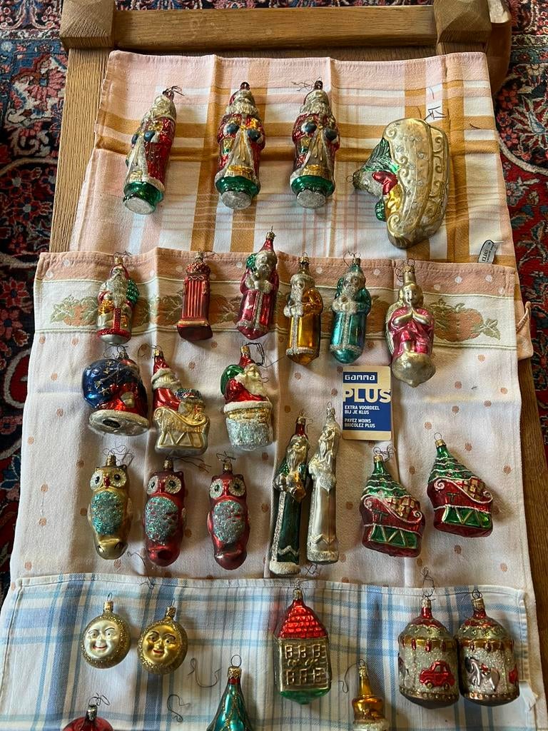 Vintage glasgeblazen kerstfiguren, Enlèvement
