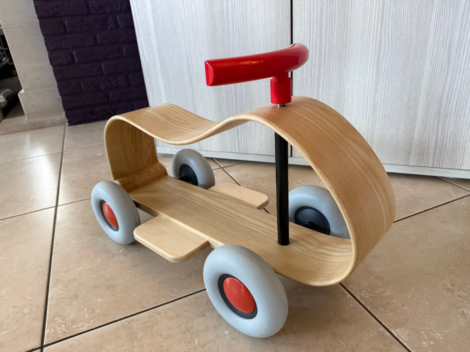 Houten loopfiets sibis Max van Sirch, Kinderen en Baby's, Ophalen, Zo goed als nieuw, Loopfiets