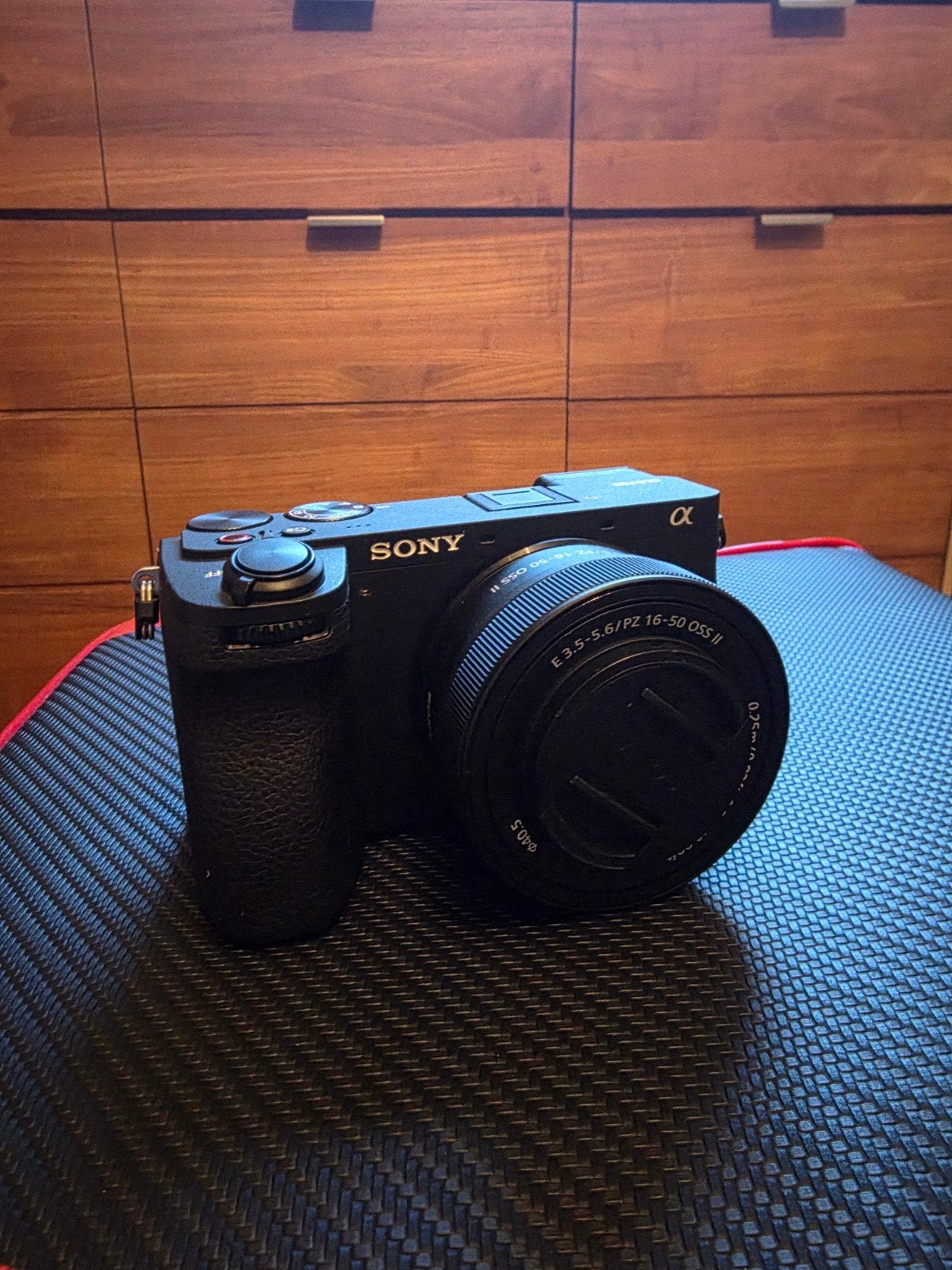Sony 6700 body met lens 16-50, Ophalen of Verzenden, Sony