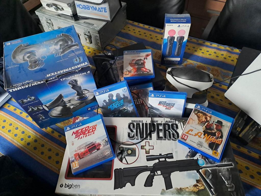 PlayStation 4+ VR-headset, Games en Spelcomputers, Ophalen, Gebruikt, Vechten, Virtual Reality