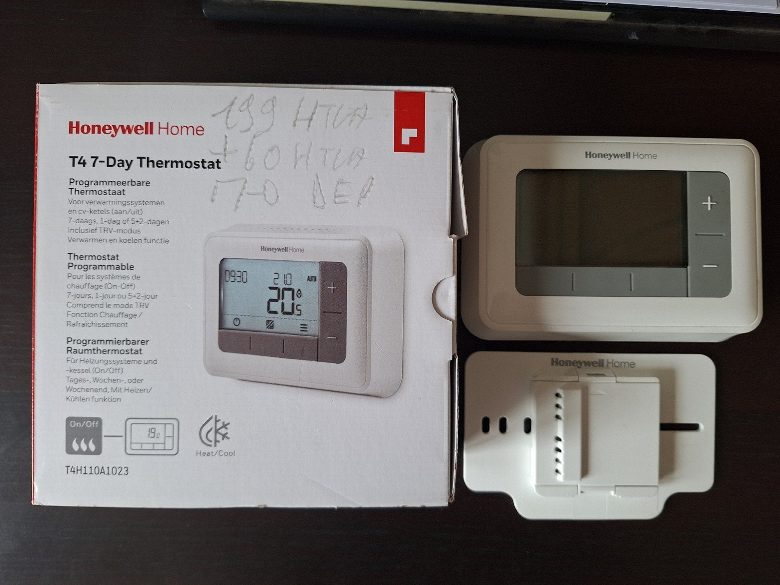 Thermostat Homewell T4 programmable, Bricolage & Construction, Thermostats, Enlèvement ou Envoi, Neuf