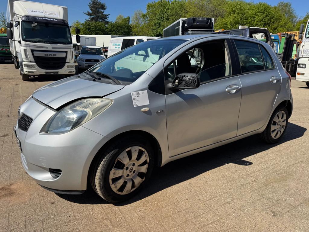 Toyota Yaris *5DOORS-AIRCO* (bj 2006), Argent ou Gris, Entreprise, Boîte manuelle, 1055 kg