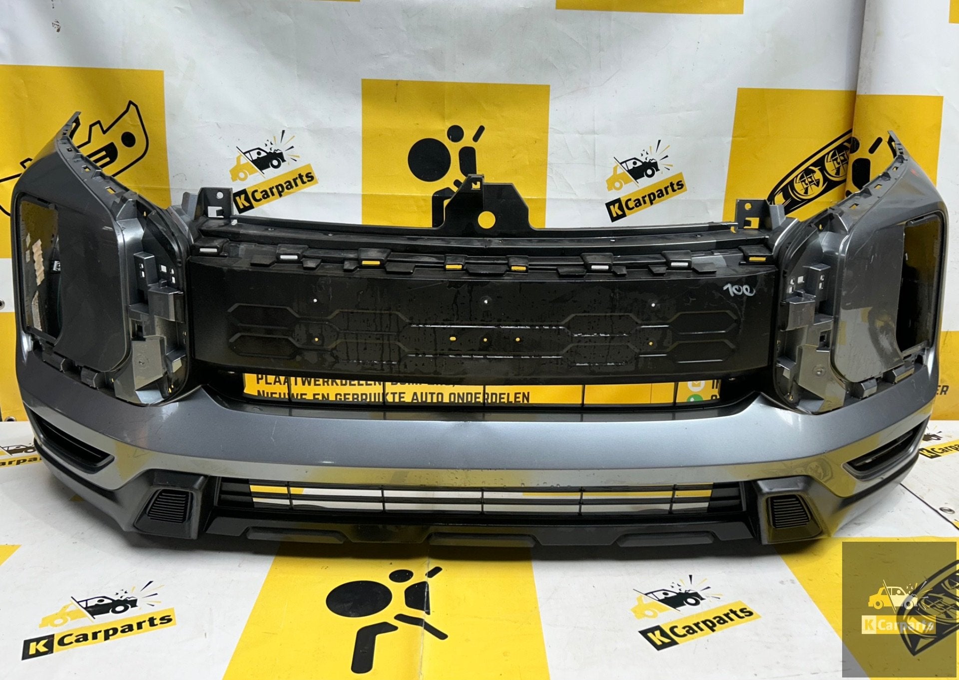 Mitsubishi Outlander ASX Voorbumper 2020-2024 6400J611ZZ, Auto-onderdelen, Info@mitsubishi-motors.com, Gebruikt, Voor, Mitsubishi Motors Corporation