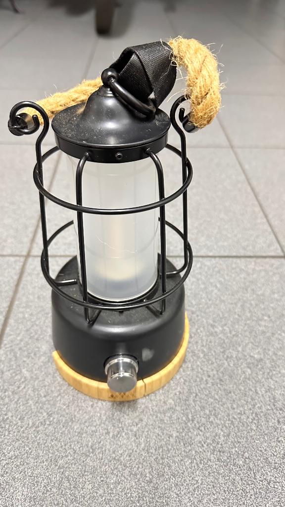 Lantaarn, Caravanes & Camping, Lampes de poche, Enlèvement ou Envoi, Utilisé, Accumulateur
