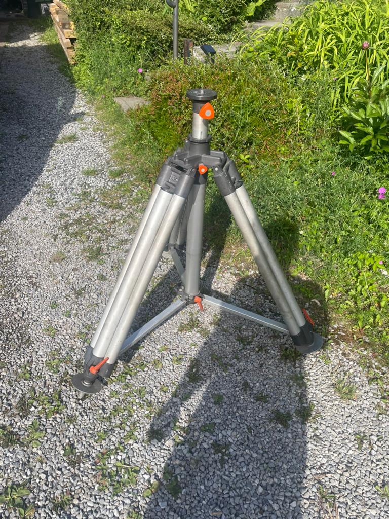 Trepied pour laser de construction, Enlèvement