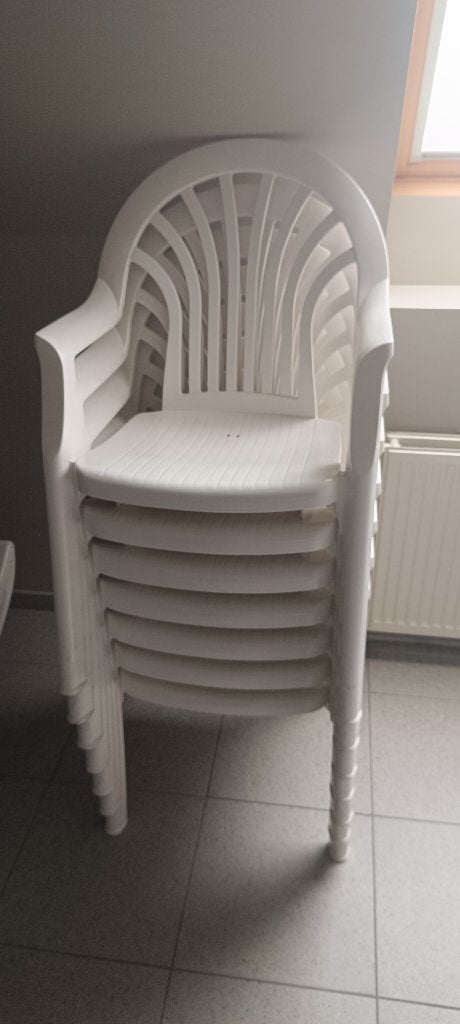 Hartmann tuintafel met verlengstuk en stoelen, Tuin en Terras, Ophalen, Gebruikt, Plastic, Stapelbaar