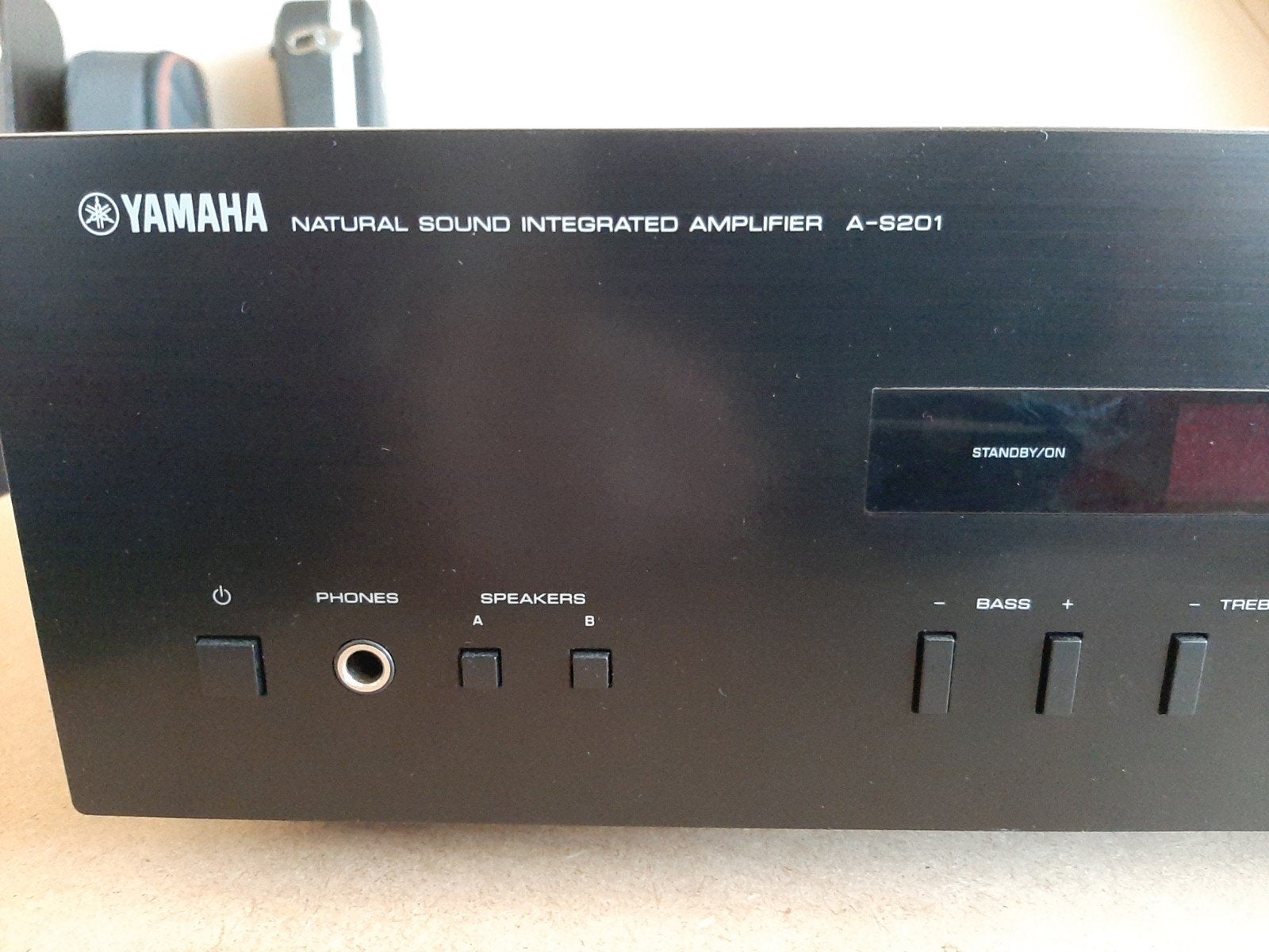 Yamaha hi-fi versterker, Enlèvement ou Envoi, Comme neuf, 60 à 120 watts, Yamaha