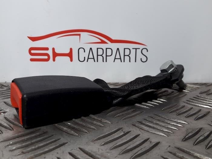 Insertion ceinture de sécurité arrière droite d'un Ford K, -, 3 mois de garantie, -, -