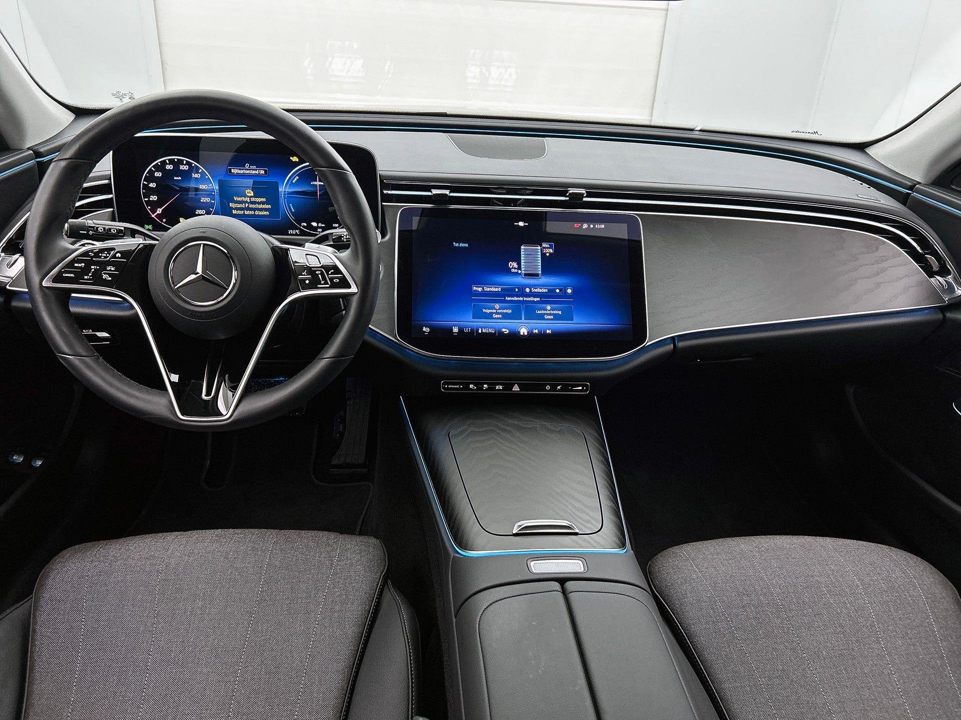 Mercedes-Benz E-klasse 300 e Break Luxury Line | Trekhaak |, Auto's, Automaat, Dealer onderhouden, Gebruikt, Zwart