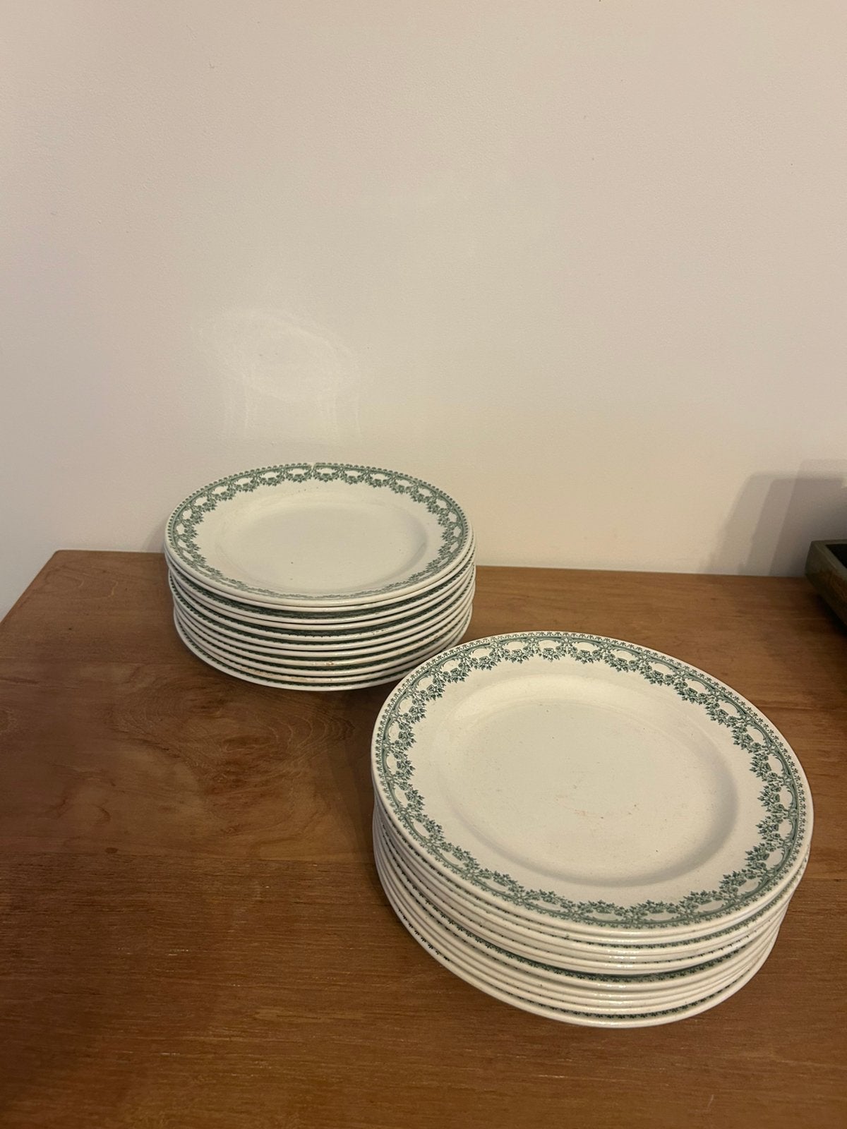 Vaisselle vintage Boch Frères Carlotta de 24 pièces, Enlèvement