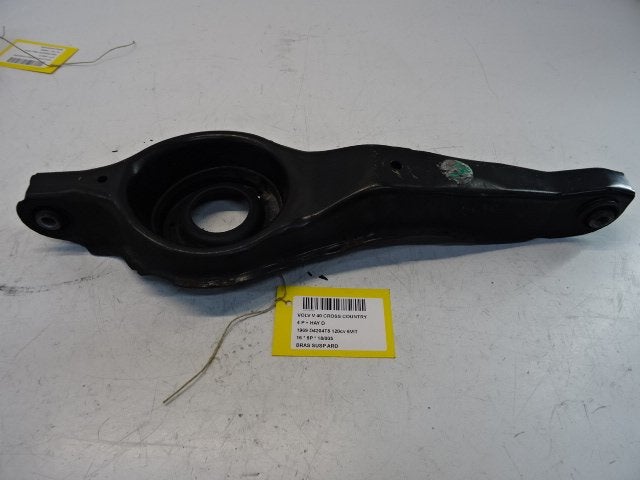 BRAS DE SUSPENSION ARRIÈRE DROIT V40 Cross Country (MZ), Utilisé, Volvo