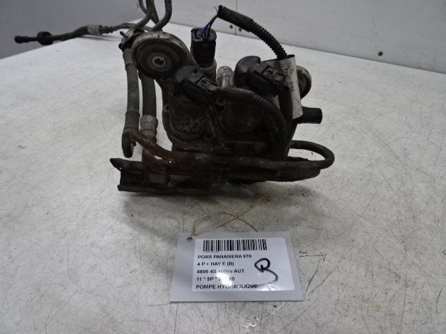 HYDRAULISCHE POMP VERING Panamera (970) (97035902704), Gebruikt, Porsche Deutschland GmbH, Porscheplatz 1
70435  Stuttgart, DE