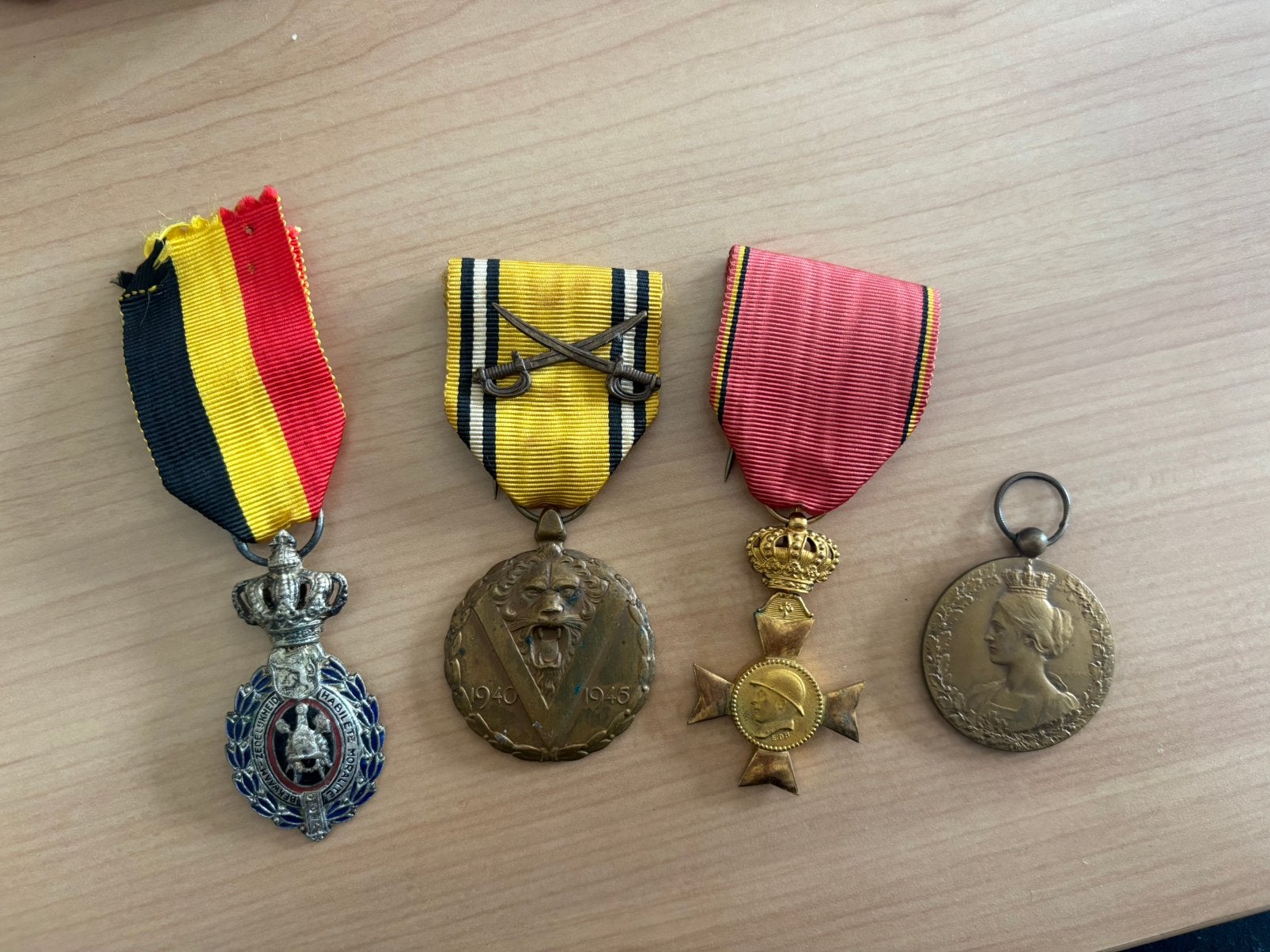 Set antieke medailles, Ophalen of Verzenden