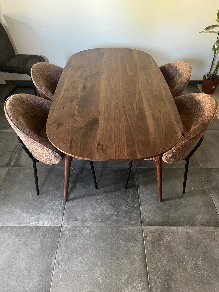 Eettafel hout in walnoot bruin, Huis en Inrichting, Tafels | Eettafels, Ophalen, Scandinavisch, 50 tot 100 cm, Zo goed als nieuw