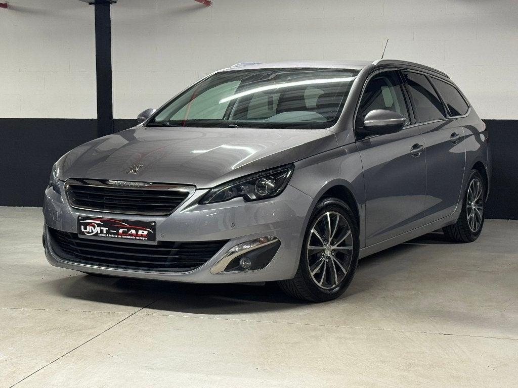 PEUGEOT 308 1.2i ALLURE /AUTOMAAT /LED /NAVI /GARANTIE /LEZ✅, Auto's, Dealer onderhouden, Stof, 1199 cc, Verwarmde buitenspiegels