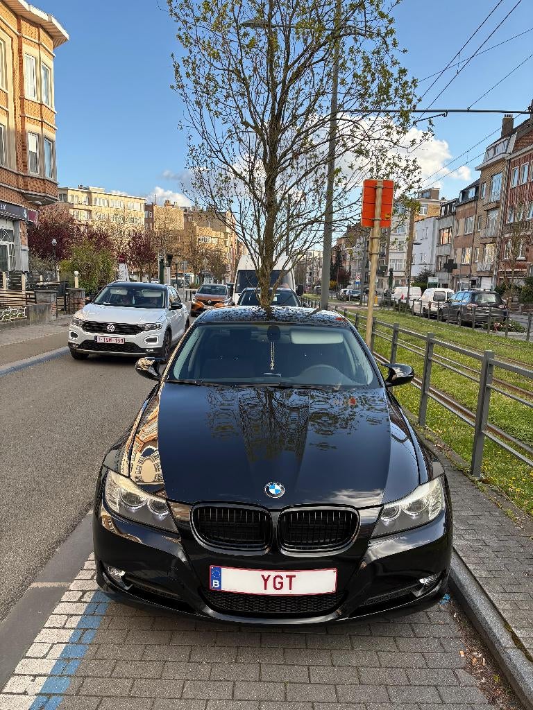 BMW 318i E90 LCI, Euro 5, Achat, Noir, 5 portes