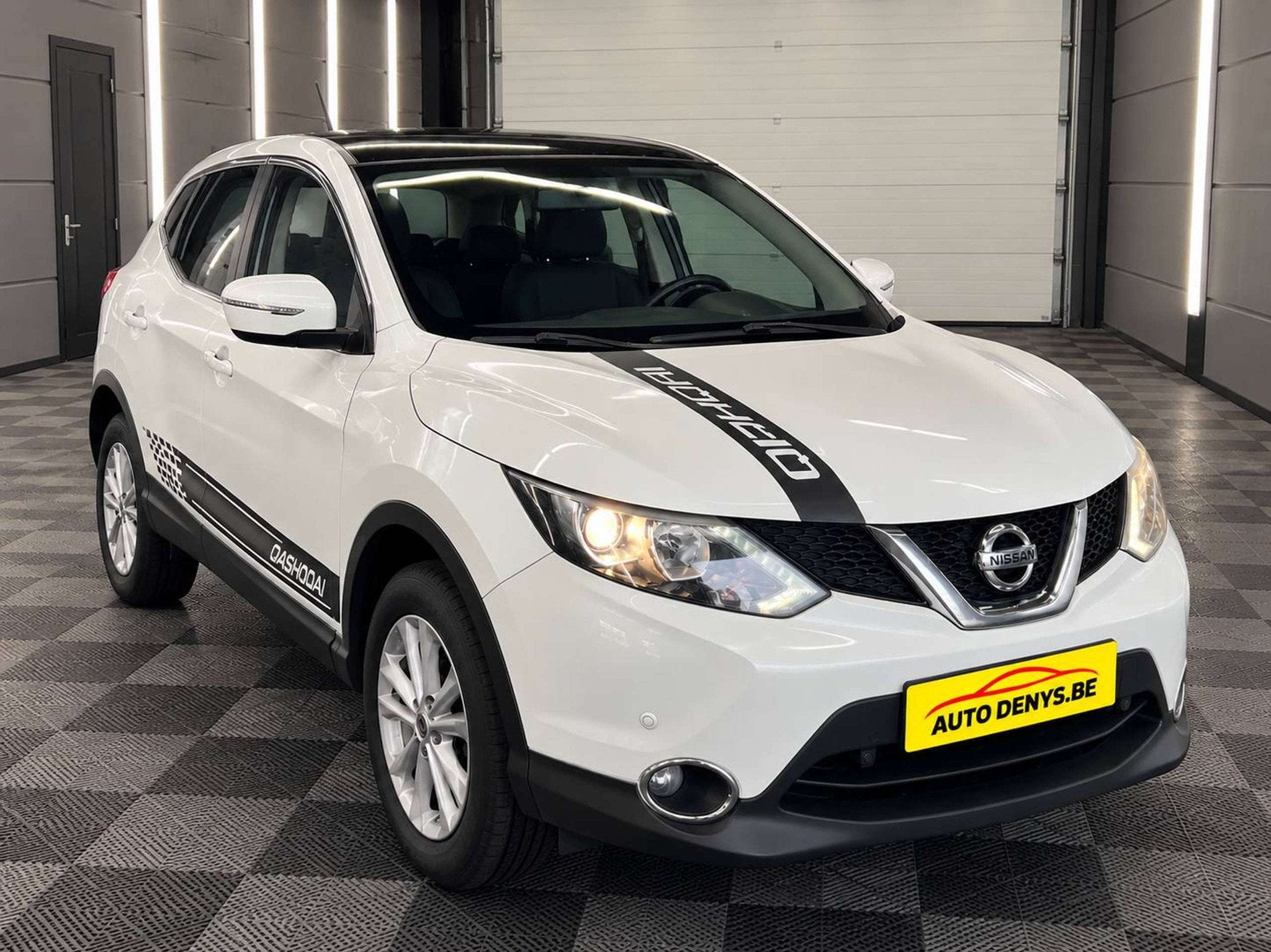 Nissan Qashqai 1.2 benzine bj2014 eur5 151127km, Auto's, Gebruikt, 115 pk, 4 cilinders, Wit