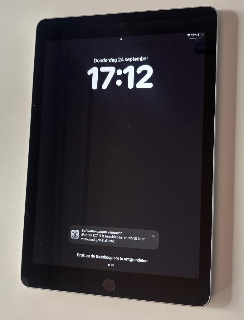 Apple iPad 6e generatie – 128GB – Wi-Fi, Computers en Software, Ophalen, Gebruikt, Apple iPad, 128 GB