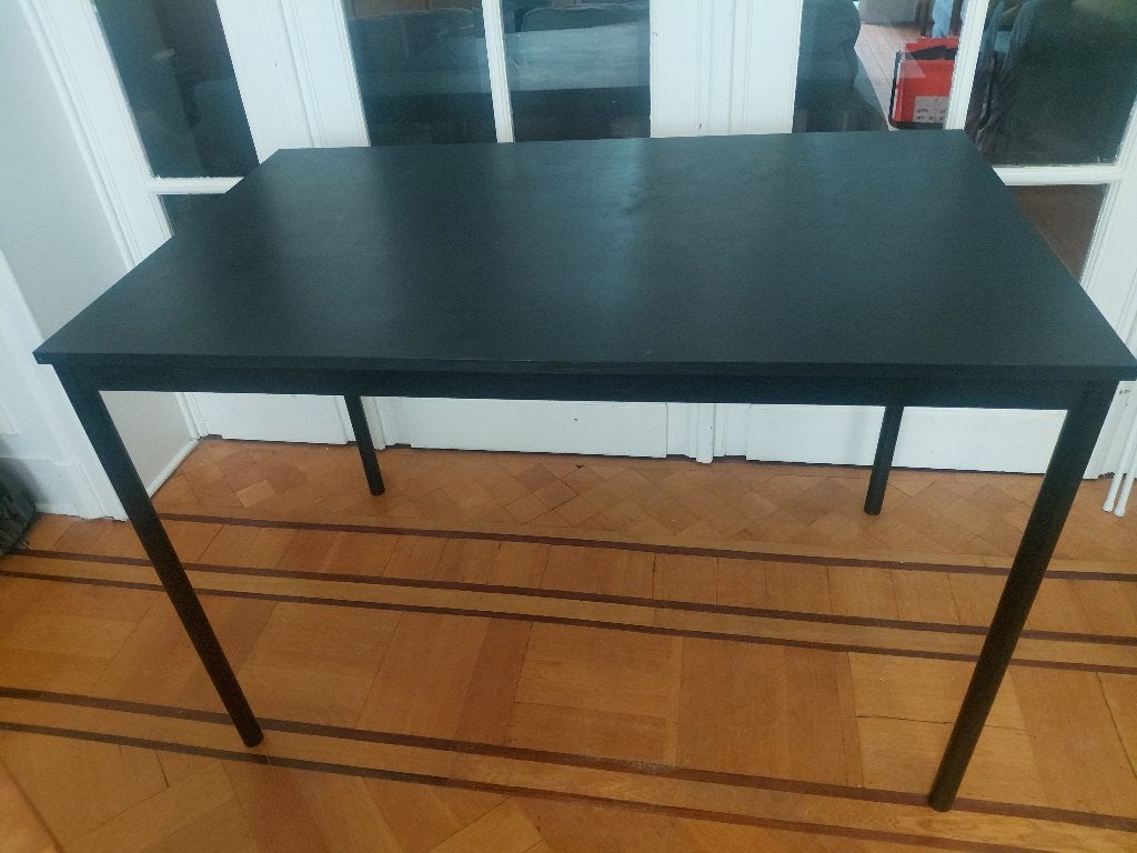 Table noir IKEA SANDSBERG 110x67 cm, Enlèvement, Utilisé