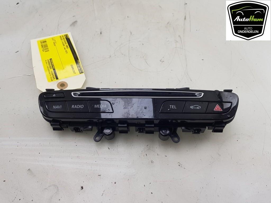 PANNEAU DE COMMANDE RADIO C (W205) (|A2059052401|), Autos : Pièces & Accessoires, Utilisé, Mercedes-Benz