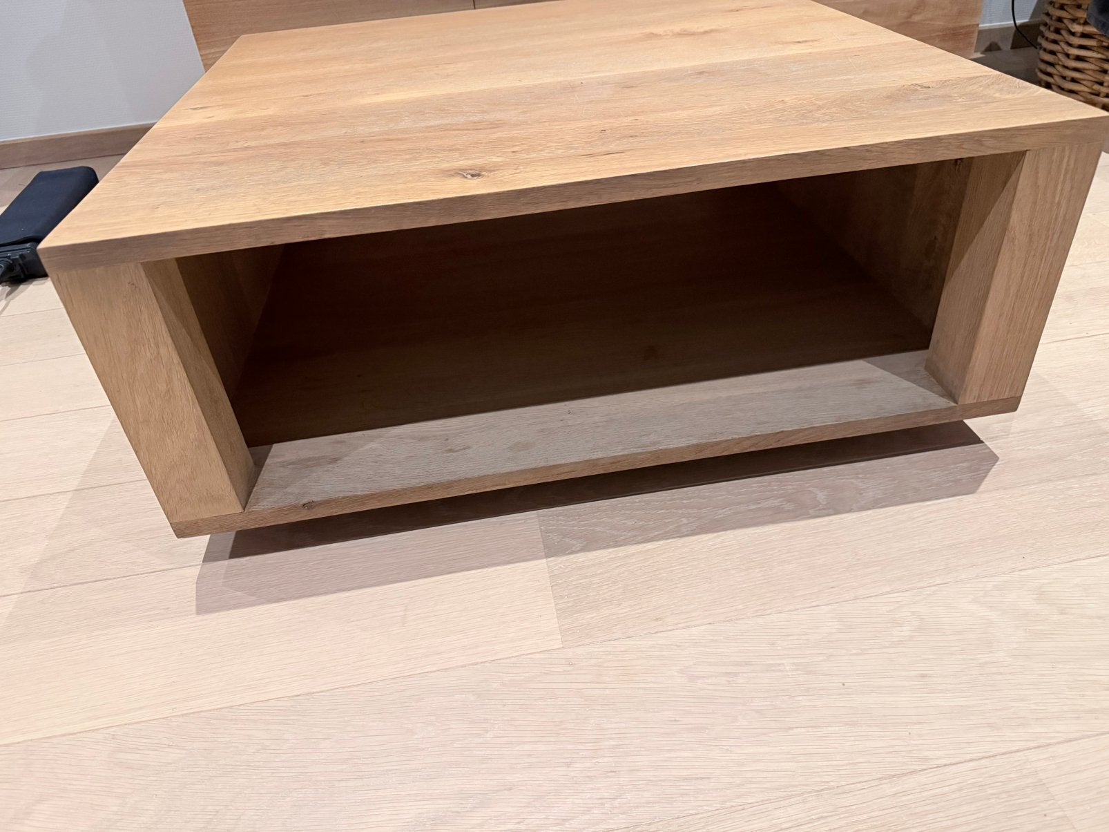Salontafel massief eik, Huis en Inrichting, Tafels | Salontafels, Ophalen, 50 tot 100 cm, 50 tot 100 cm, Zo goed als nieuw