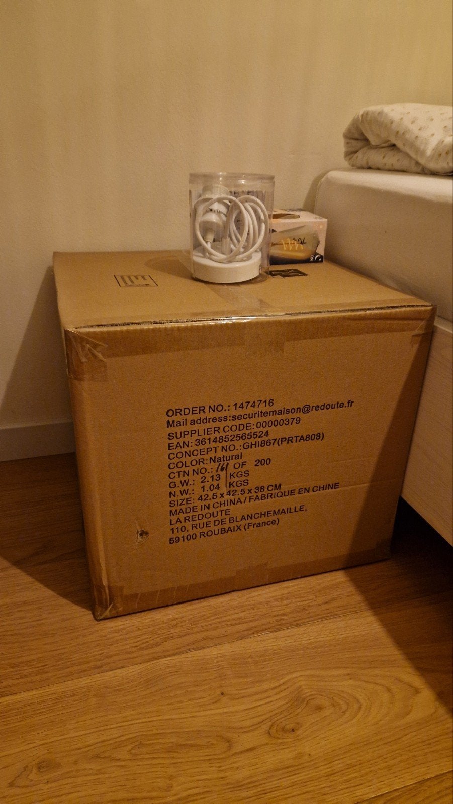 Hanglamp dubbel gekocht! Eentje is nog nieuw en ongeopend,, Ophalen