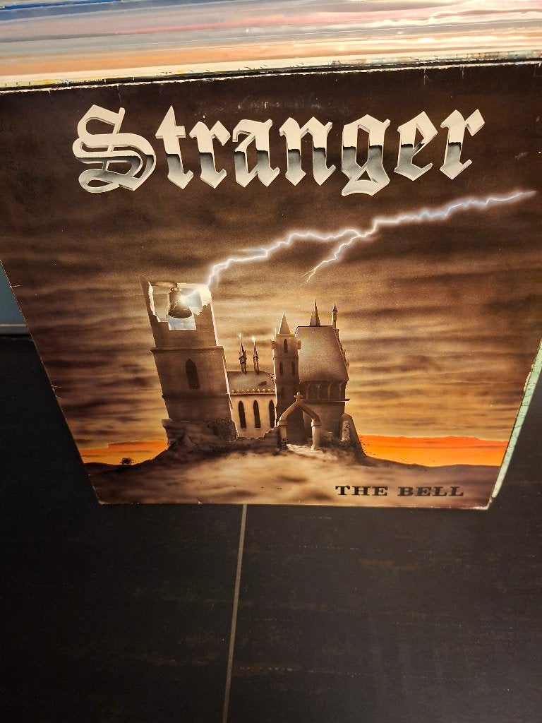 lp - stranger - the bell - bak 5, Enlèvement ou Envoi, Heavy metal, Utilisé, Pochette photo
