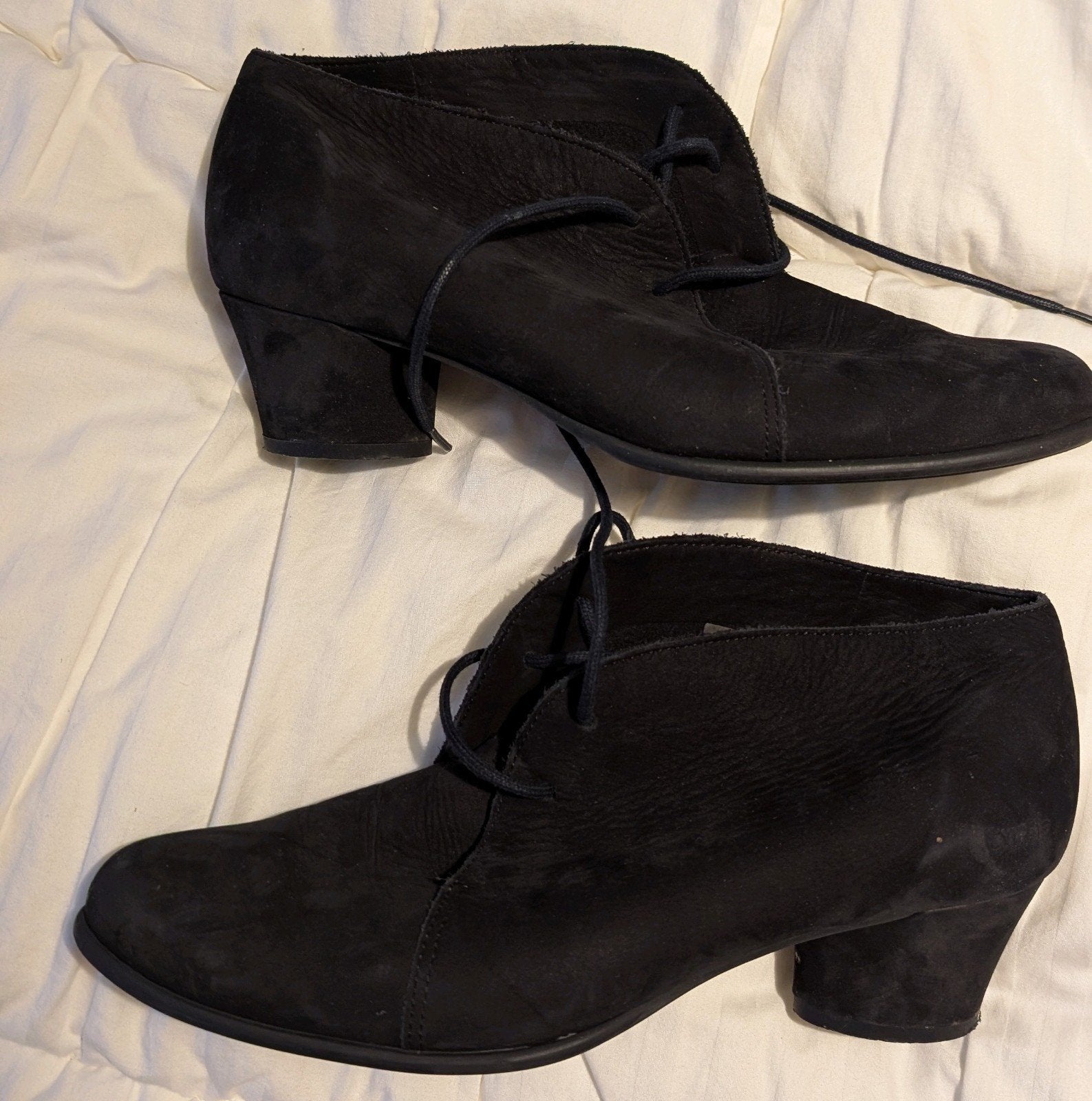 Arche suede veterlaarsjes / enkellaarsjes maat 40, Enlèvement ou Envoi, Comme neuf, Arche, Boots et Botinnes