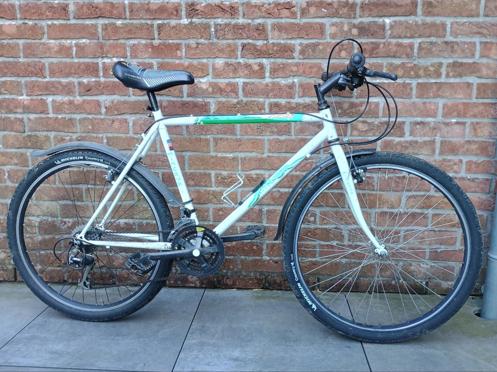 Vélo Minerva, Vélos & Vélomoteurs, Enlèvement, Utilisé, Plus de 20 vitesses, Frein sur jante