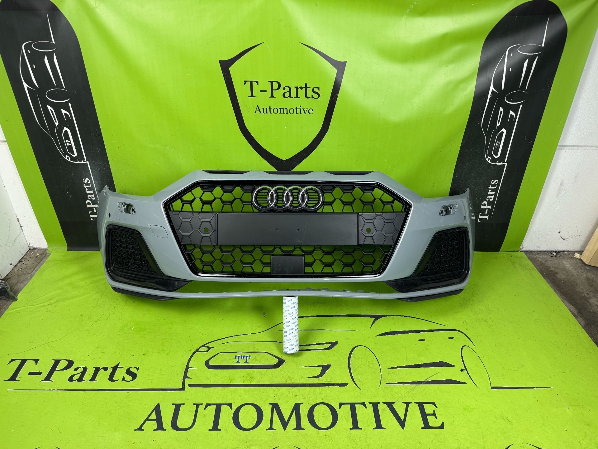 audi a1 voorbumper bumper, Auto-onderdelen, AUDI AG, Audi, Kundenbetreuung@audi.de, Bumper