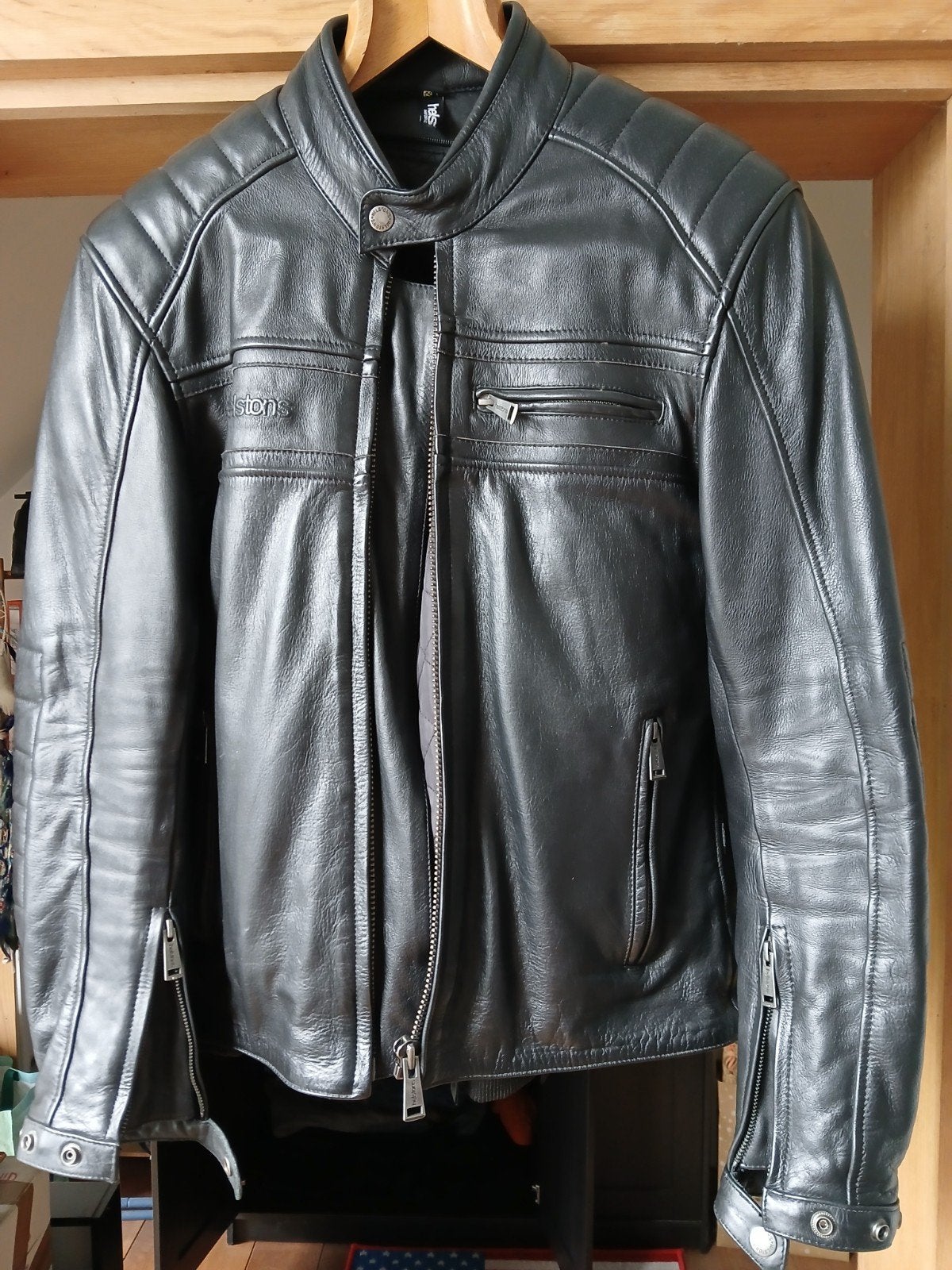 Blouson moto en cuir Helstons taille L, Motos, Vêtements | Vêtements de moto, Autres types, Hommes, Seconde main, Enlèvement