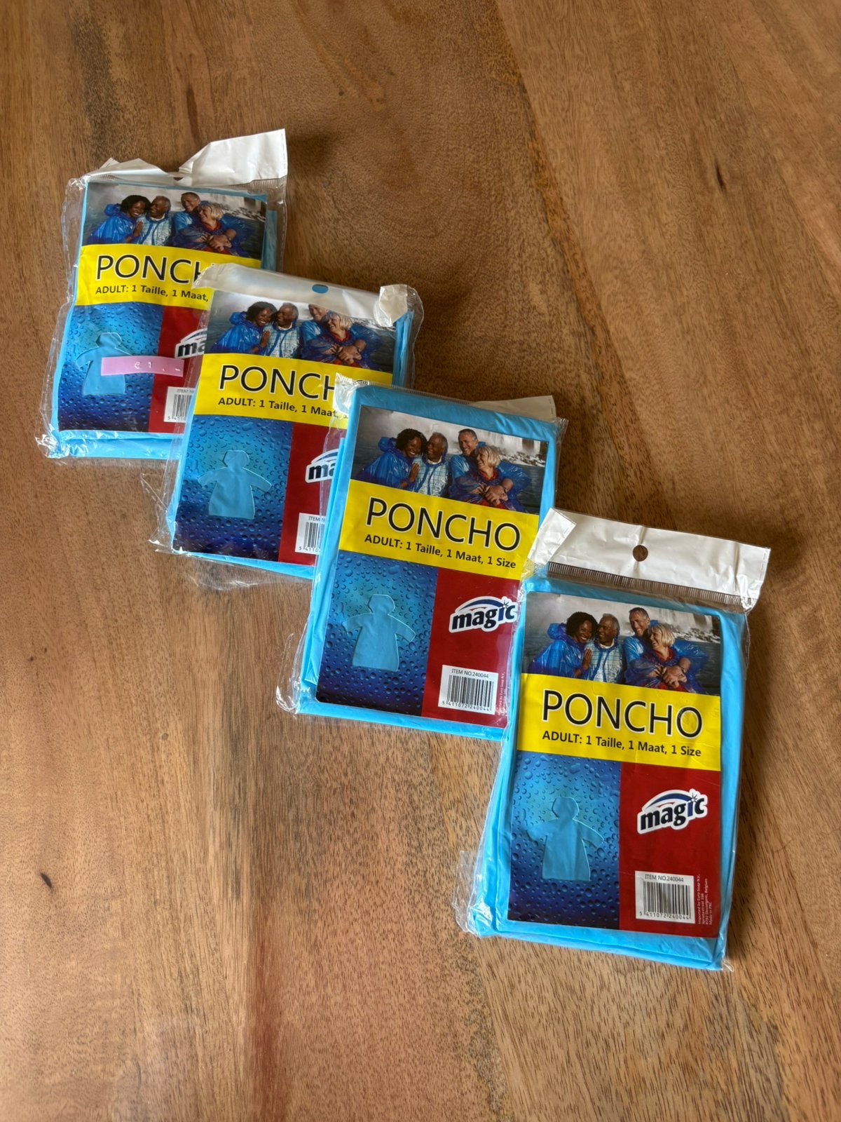 Regenponcho’s, Ophalen, Nieuw