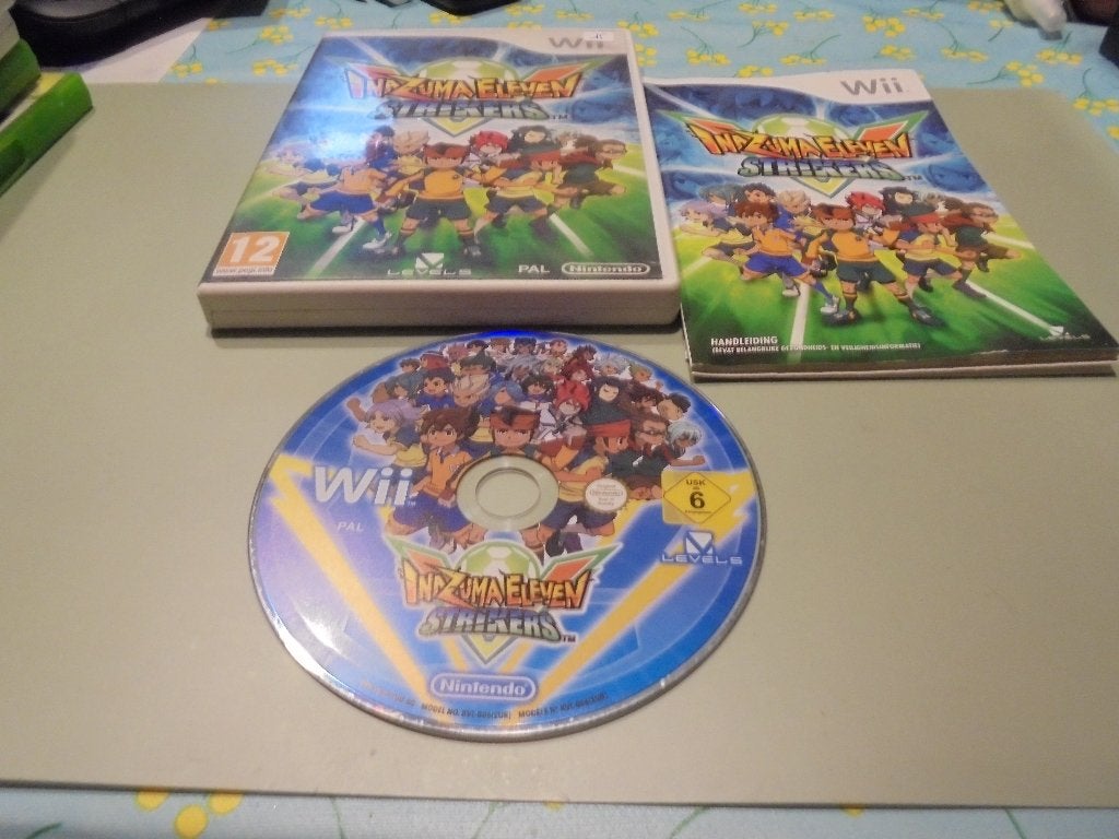WII InaZuma Eleven Strikers (CIB), Consoles de jeu & Jeux vidéo, Enlèvement ou Envoi, À partir de 12 ans, Utilisé, 3 joueurs ou plus