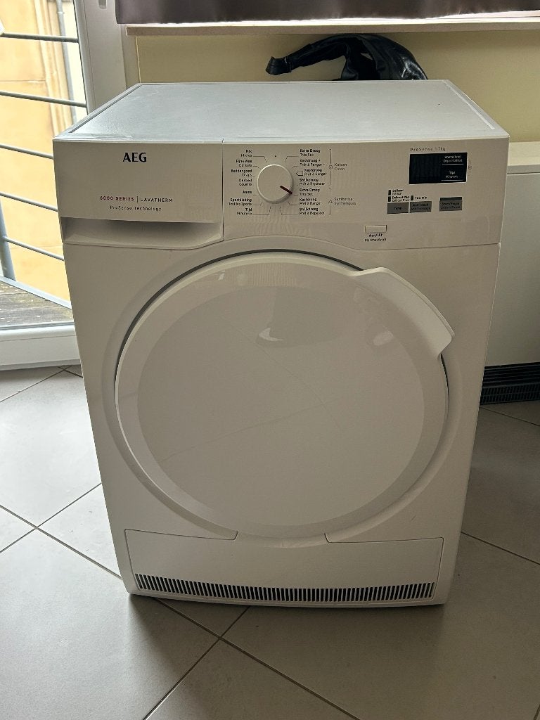 Sèche linge AEG, Electroménager, 6 à 8 kg, 85 à 90 cm, Enlèvement, Utilisé